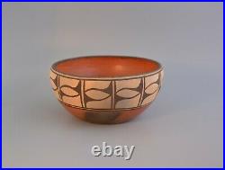 Vintage Traditional Santo Domingo Pueblo Indian Pot / Bowl Polychrome