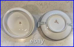Vintage Wedgewood Columbia 595 Pattern, 10 Inch Vegetable Serving Bowl With Lid