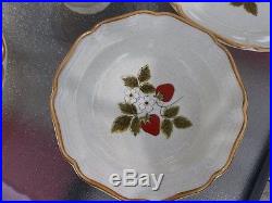 Vtg Mikasa Pottery Strawberry Festival Plates Bowls Salad Cream Sugar Setting 6