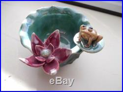 Vtg POTTERY BOWL with YELLOW FROG PINK LOTUS FLOWER & LILY PAD Majolica Weller