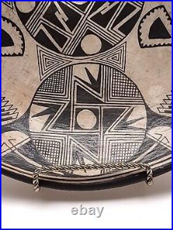 Vtg South Western Roberto Banuelos Pottery Art Bowl 11 1/4 Diameter Signed